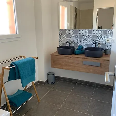 Holiday home Chez Geraldine Piscine Chauffee, Proche Et Riviere *