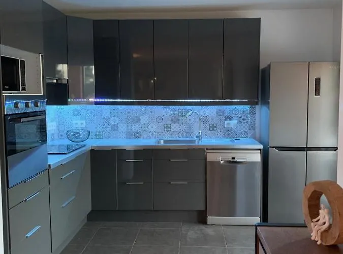 בית נופש Chez Geraldine Piscine Chauffee, Proche Et Riviere *