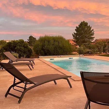 Prázdninový dům Chez Geraldine Piscine Chauffee, Proche Et Riviere *