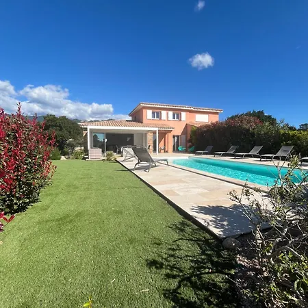 Chez Geraldine Piscine Chauffee, Proche Et Riviere *