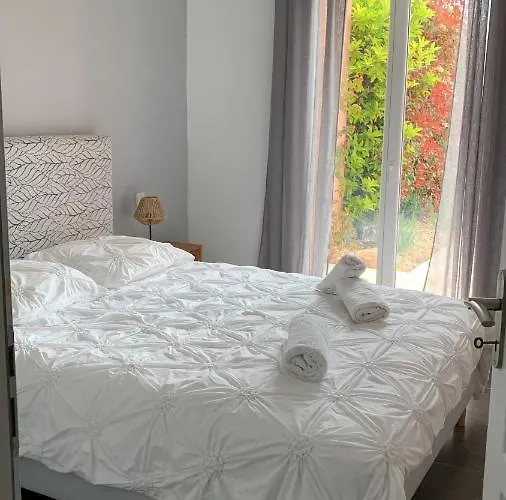 Chez Geraldine Piscine Chauffee, Proche Et Riviere Vakantiehuis *