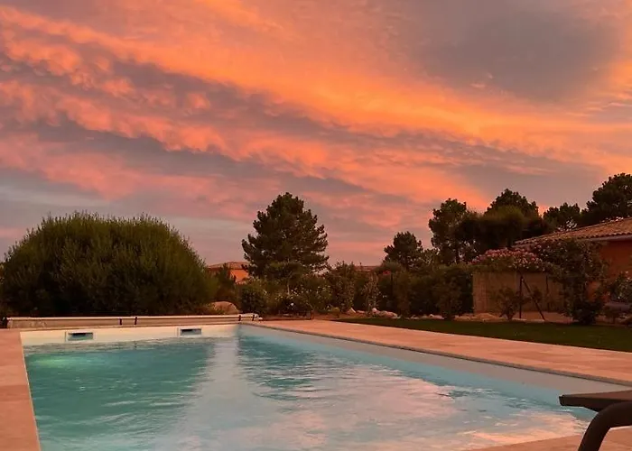 Chez Geraldine Piscine Chauffee, Proche Et Riviere Vakantiehuis *